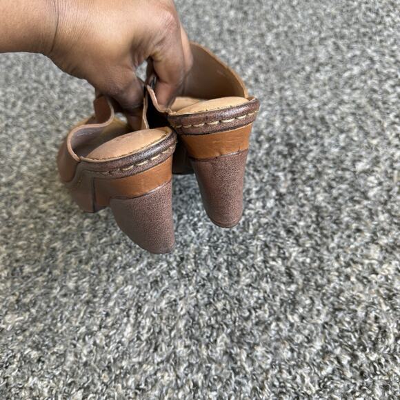 Born Size 7 Brown Leather Platform Heel Sandals Shoes Slide Slip On New - Picture 7 of 10